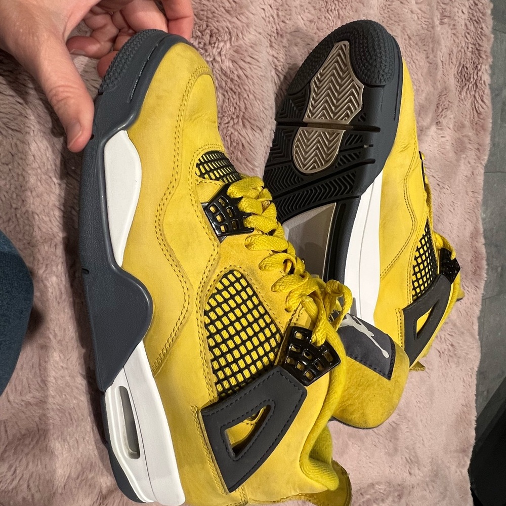 Men’s Nike Jordan Lightning 4 running shoes